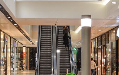 shopping-mall-427968_1280