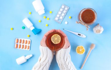 Medications,,pills,,thermometer,,traditional,medicine,for,treating,colds,,flu,,heat