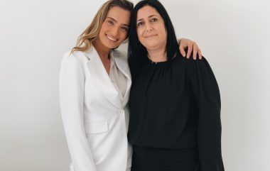מימין לשמאל אורלי גולברי ואילנית לוי צילום: אייקונז בי מדיו