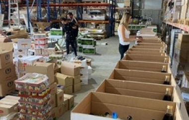 קניון הדר ירושלים מחלקת חבילות מזון לנשקקים צילום יחצ (1)